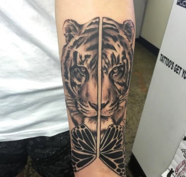 Large Tiger Tattoo On Wrist