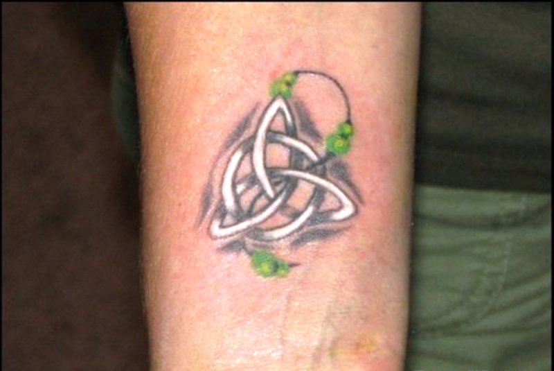 28 Best Celtic Wrist Tattoos - Wrist Tattoo Designs